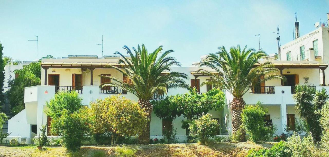 Mavrikou Helen Apartments Skyros Bagian luar foto