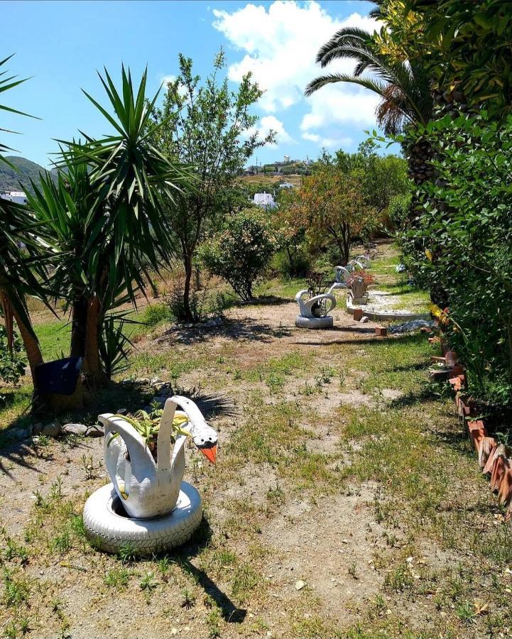 Mavrikou Helen Apartments Skyros Bagian luar foto