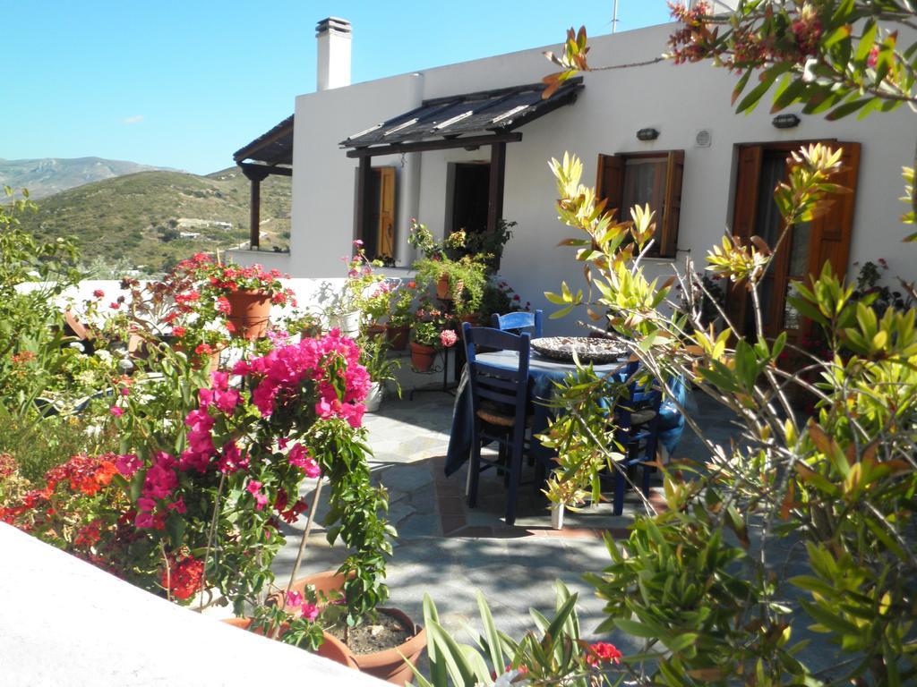 Mavrikou Helen Apartments Skyros Ruang foto