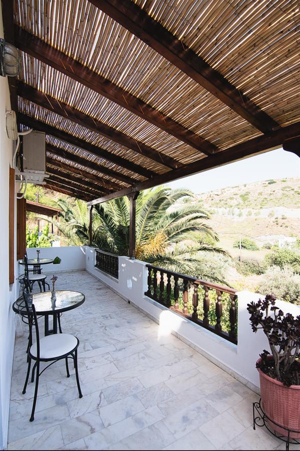 Mavrikou Helen Apartments Skyros Bagian luar foto